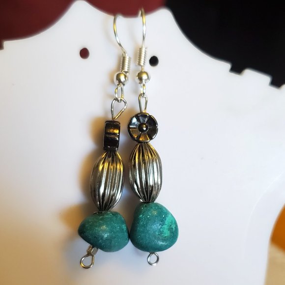 Silver Tone Hook Metal and Howlite Bead Earrings - Picture 3 of 3
